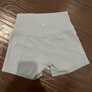 Lululemon align shorts 4 in